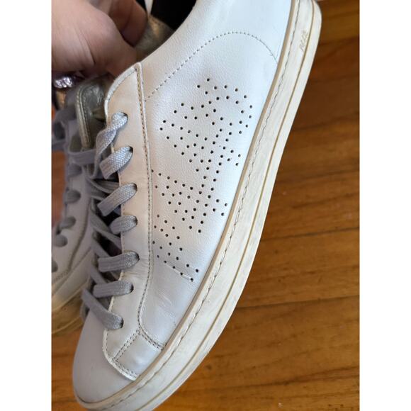 P448 John white leather with metallic detail low top sneaker size 39 (US 8.5) - Picture 4 of 10